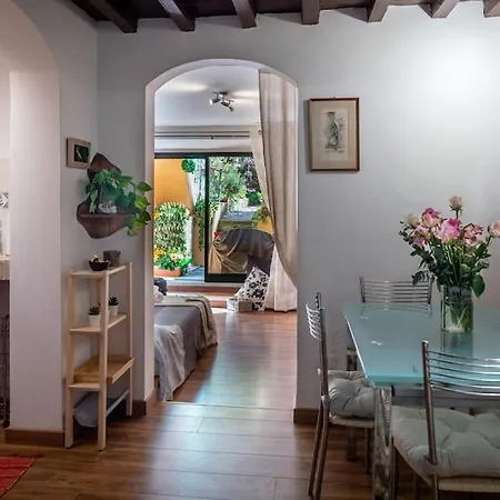 Apartment Monica Con Giardino Al Ponte Vecchio Florence
